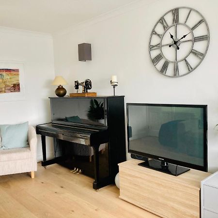 Welcoming Bungalow With Parking And Garden St Agnes  Exterior foto